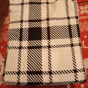 Black and White Plaid Cushion